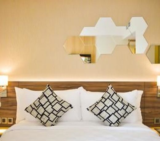 Golden Tulip Essential Tangerang