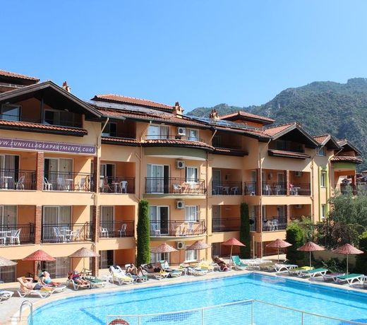 Club Sun Village Apartments