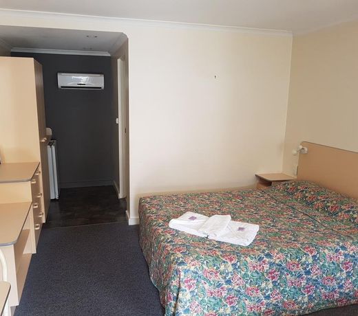 Mid Coast Motor Inn