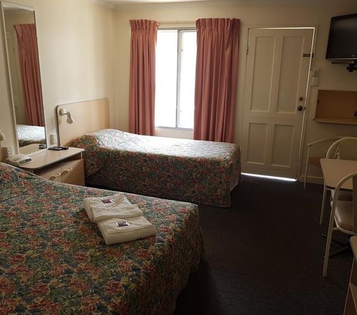 Mid Coast Motor Inn