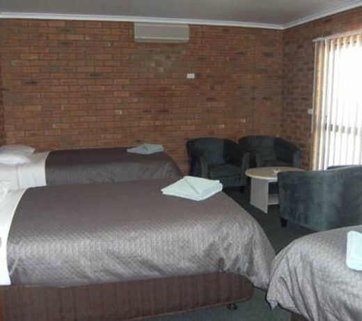 Regency Court Motel