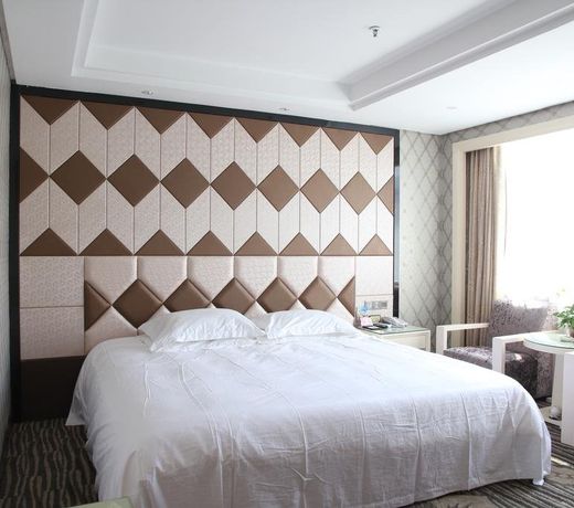 Yiwu Aoti Hotel