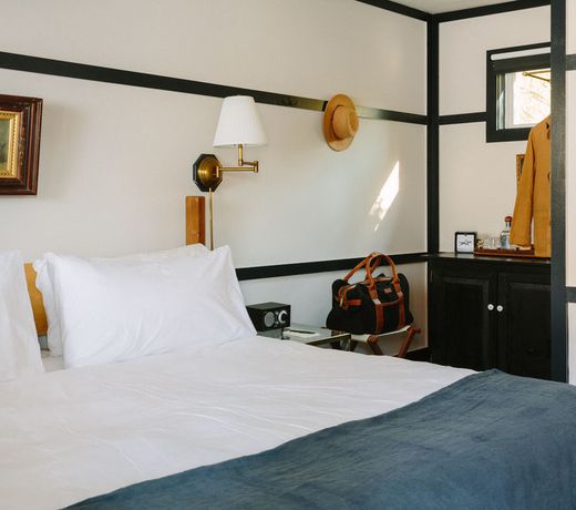 Brentwood Hotel