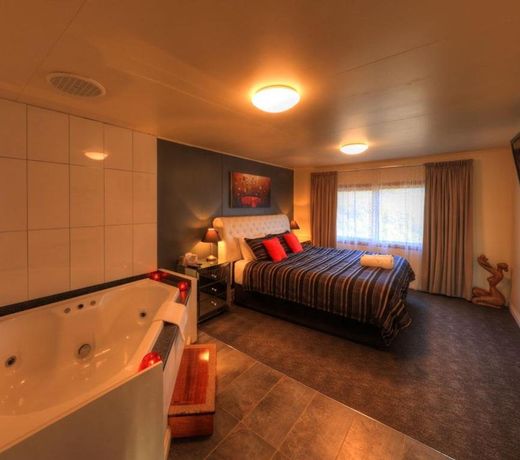 Arthur River Spa Cottage