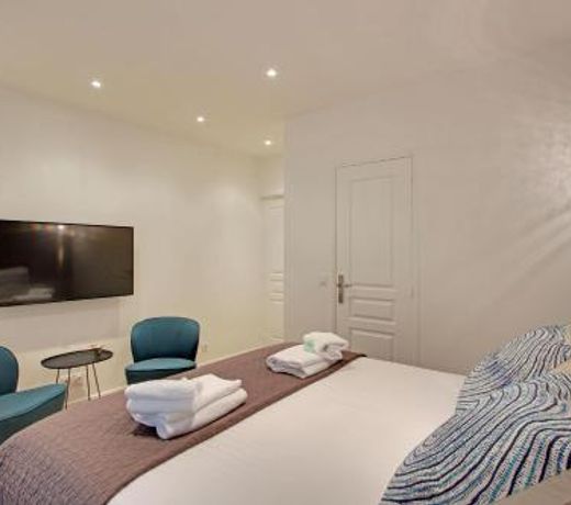 Pick A Flat's in Champs Elysees - Rue Percier