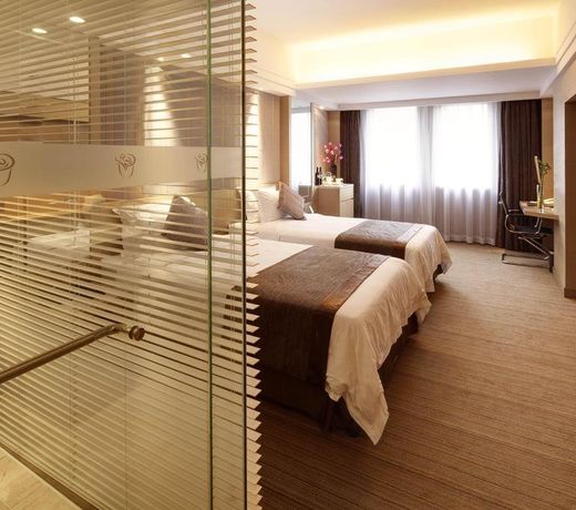 Leisure Hotel