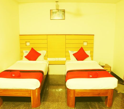 Oyo 668 Hotel Slv Grand