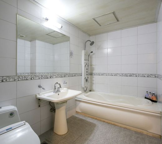Rozy Hotel