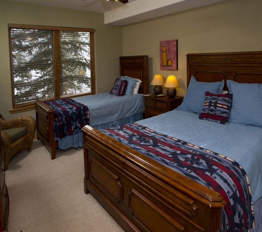 Aspenwood Lodge by Berkshire Hathaway