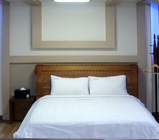 Noblesse Hotel