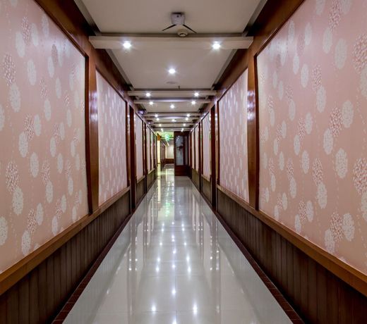 OYO 1489 Hotel Diamond's Pearl