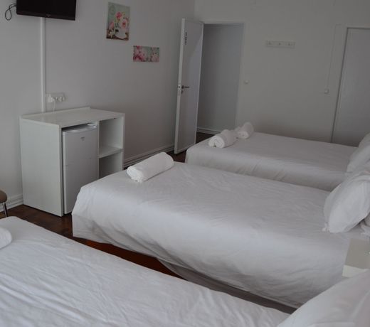 Lx Center Guesthouse