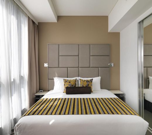 Meriton Suites Herschel Street, Brisbane