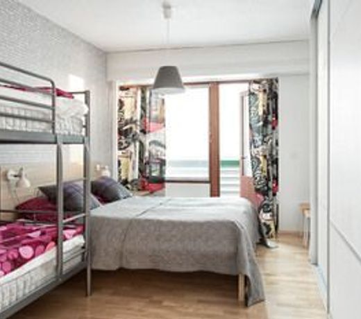 Seaside Downtown Apartment