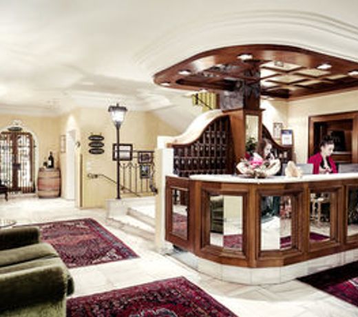 Hotel Schrofenstein