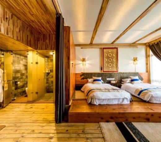 Lost Horizon Resort