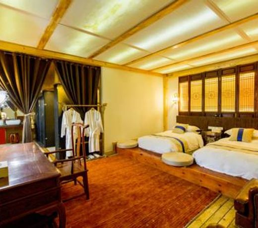 Lost Horizon Resort