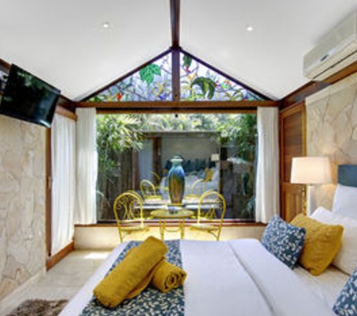 A PERFECT STAY - Byron Blisshouse