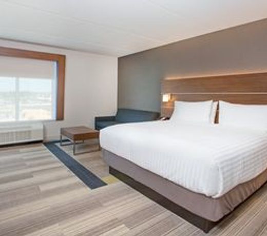 Holiday Inn Express & Suites Covington, an IHG Hotel