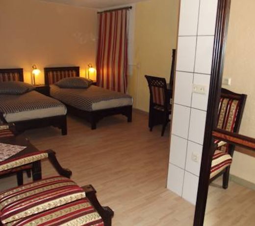 Regenbogen Hotel