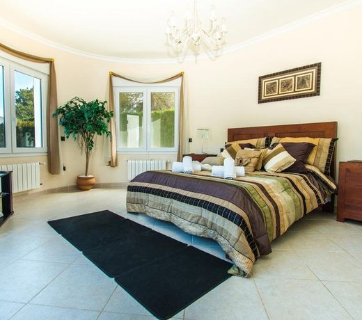 Villa El Magraner by Abahana Villas