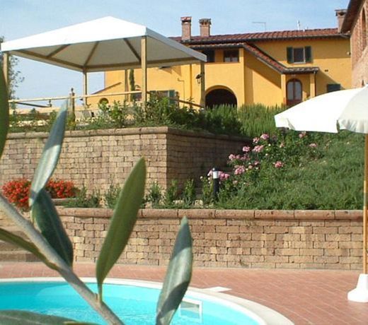 Agriturismo La Castellina