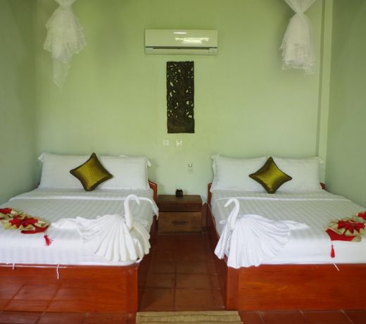 BLUE KEP BUNGALOW