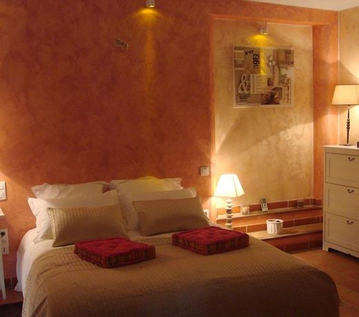 La Colline aux Cigales : Chambres d'hotes