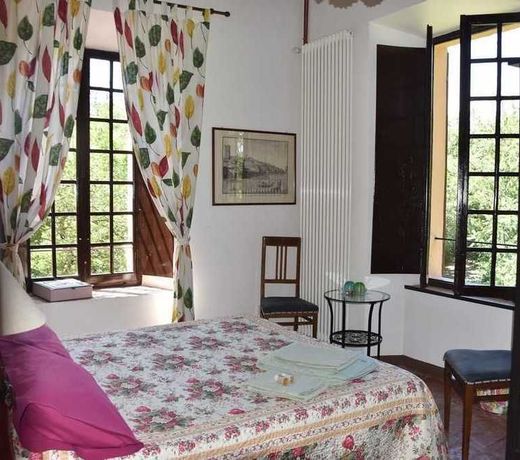 Room & Breakfast Nel Borgo Scipione