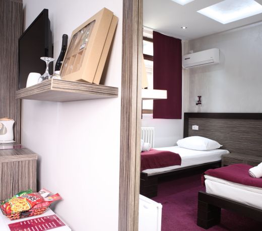 Side One Design Hotel Garni