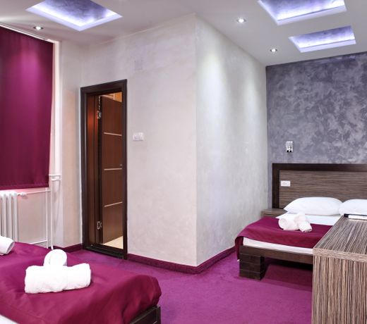 Side One Design Hotel Garni