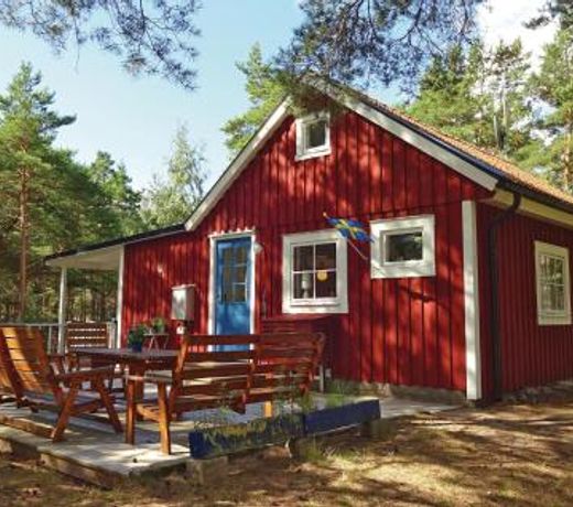 Stunning home in Yngsj with 2 Bedrooms and WiFi