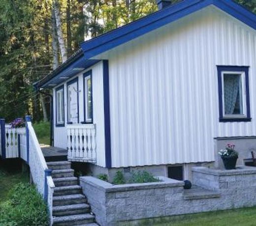 Beautiful home in Svanesund with 1 Bedrooms and WiFi