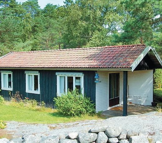 Holiday home HÃ¤llesdalen SvenshÃ¶gen