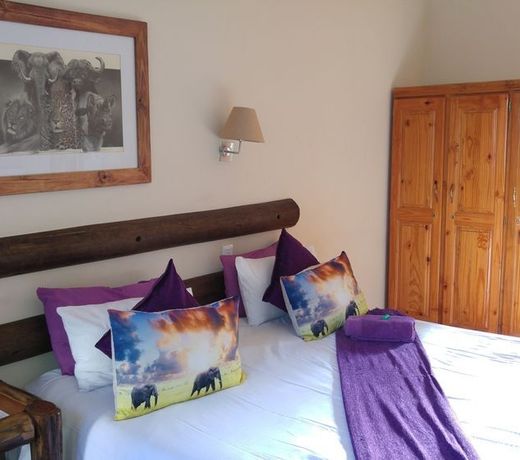 Journey's Inn Africa Airport Lodge