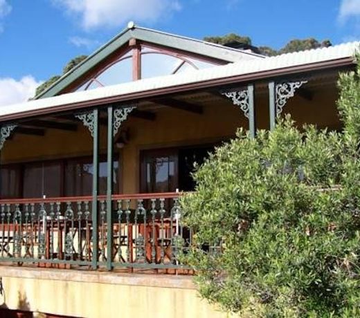 INTABA LODGE