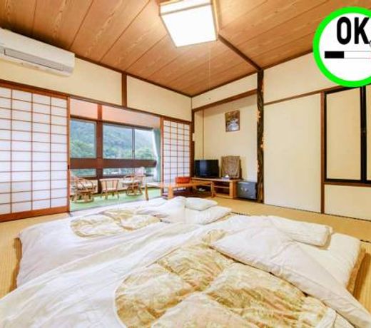 é¿å¯ºæ¸©æ³ ãã©ã¬ã¹ãæ¨æ½ãã¦ãè