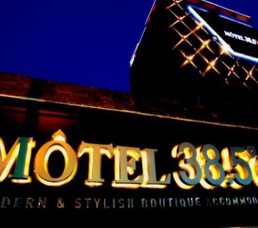 38.5 Motel