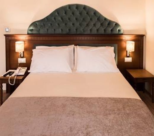 Hotel Argjiro