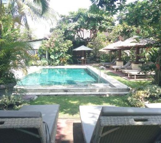 Gazebo Beach Hotel