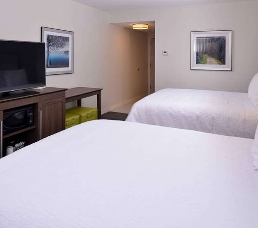 Hampton Inn & Suites Albany-East Greenbush, NY
