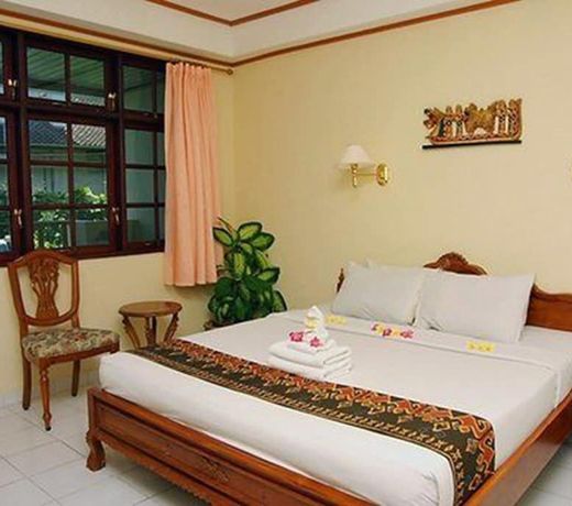 Green Garden Hotel