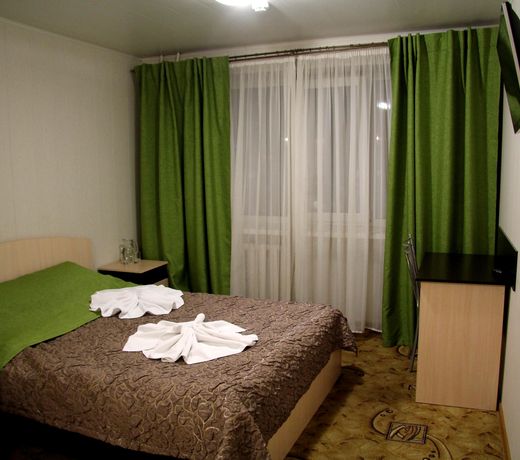 Uyut Hotel