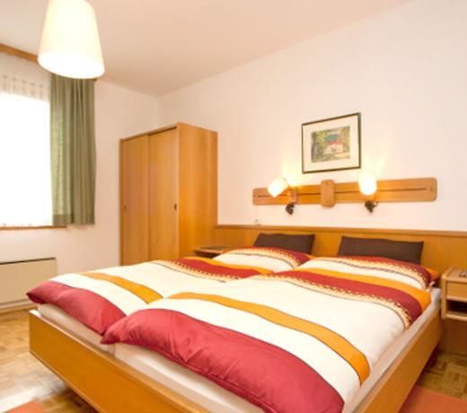 PARK APARTMENTS LACH