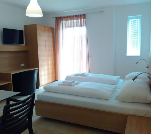 Hotel Aton