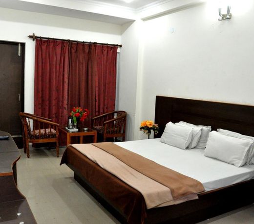Hotel Triund Heights Luxury hotel