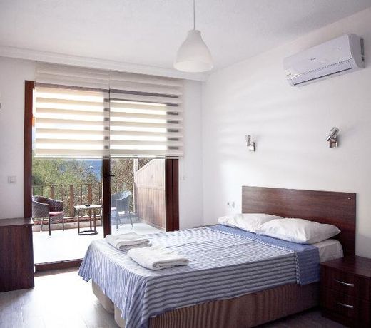 Şahin Motel & Restaurant