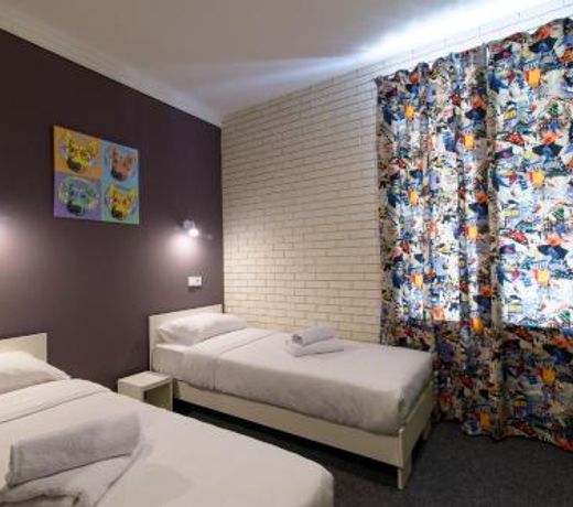 Good Night Hotel