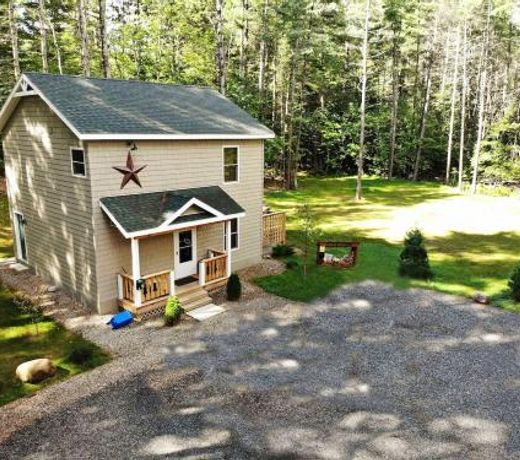 Cascade Mountain Chalet