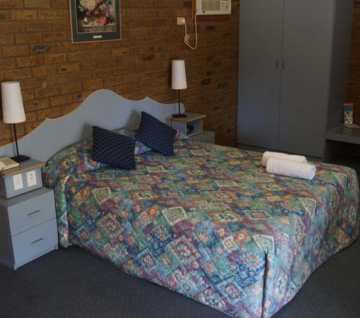 Tooleybuc River Retreat Villas